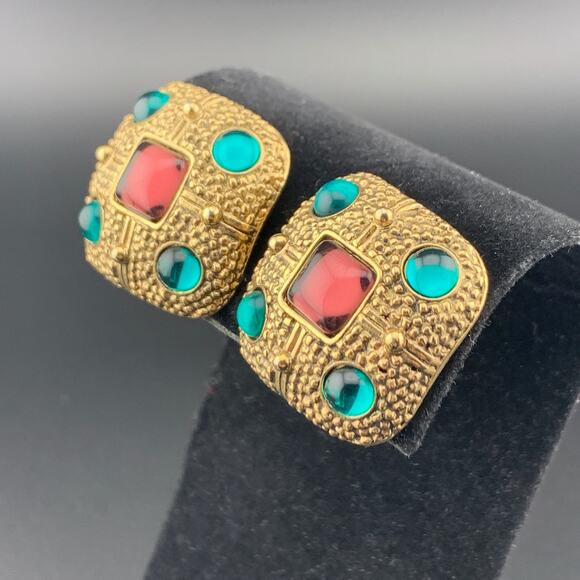 Vintage Gold Tone Glass Cabochon Purple Turquoise Green Clip on Earrings 1-1/8" - Picture 1 of 3
